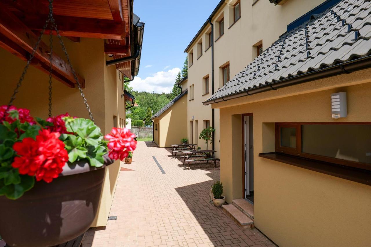 Miraka Apartment